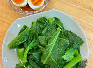 Hình của món Cải Rổ Luộc Chấm Mắm Trứng.