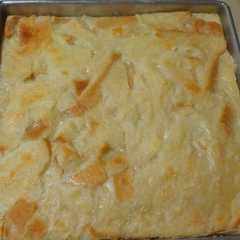 A picture of Bingka Roti.