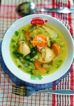 Foto resep Sop Ayam Sederhana💝