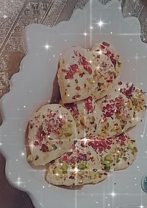 A picture of Rose & Pistachio Biscuits.