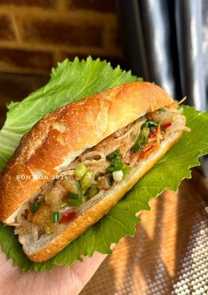 Hình của món Bánh Mì Bì.