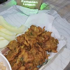 Vegetable pakoray A picture of Vegetable pakoray.