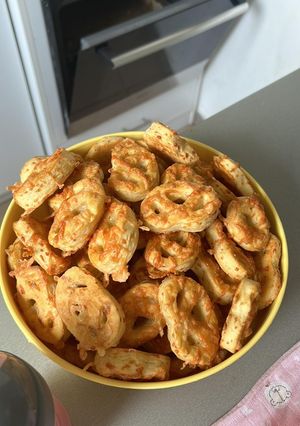 Szalakális sajtos perec recept fotója