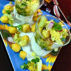 A picture of Chana Chat shots.