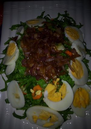 Salad na gargajiya ainihin hoton girkin