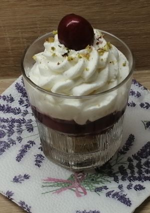 Zabkekszes cseresznyés pohárkrém recept fotója