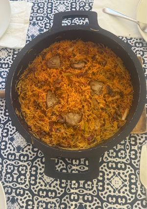 Una foto de Fideuà de pato con foie con fideos sin gluten