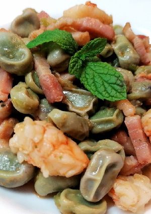 Una foto de Habitas con gambas