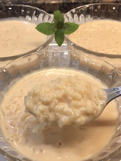 Una foto de Arroz con leche muy cremoso