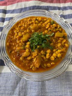 દૂધી ચણા ની દાળ નું શાક (Dudhi Chana Dal Shak Recipe In Gujarati) રેસીપી મુખ્ય ફોટો