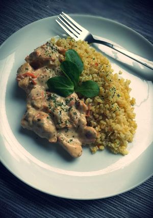 Mézes-mustáros csirkemell bulgurral recept fotója
