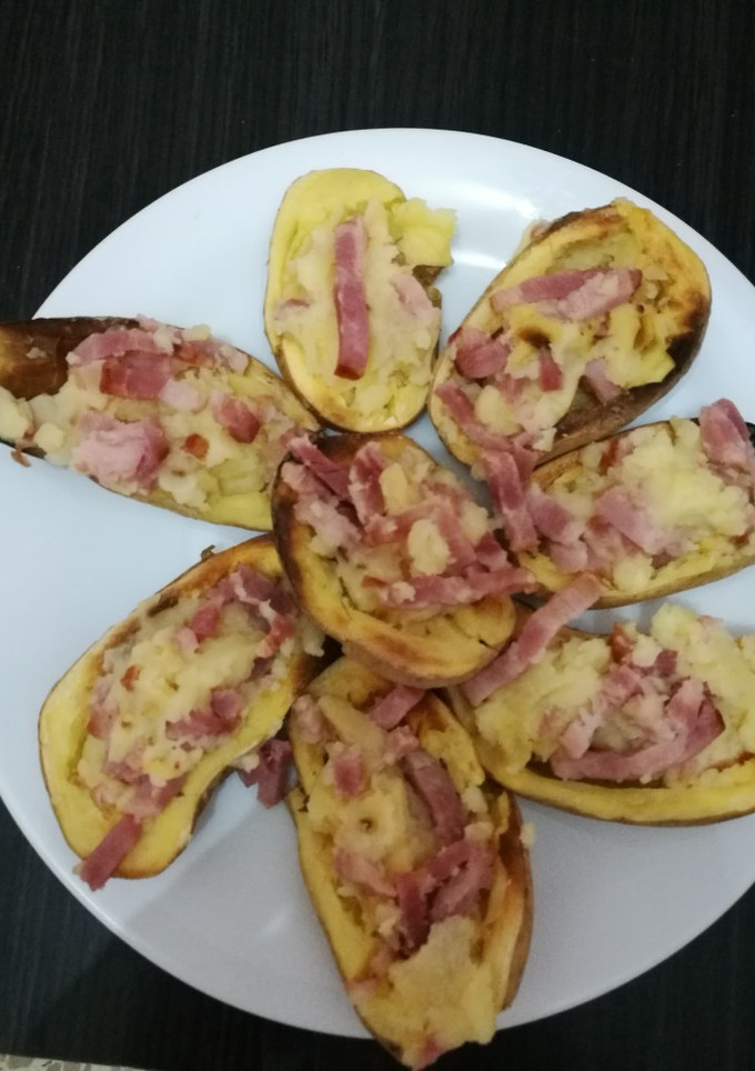 Una foto de Patatas rellenas de bacon y queso