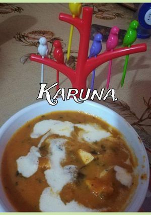 A picture of Paneer butter masala.