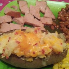 Twice baked potatos A picture of Twice baked potatos.