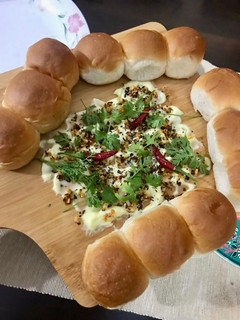 A picture of Chili garlic butter board.