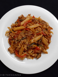 A picture of Red sauce Pasta.