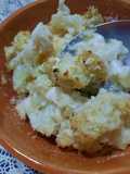 Coliflor con salsa blanca en cazuelas
