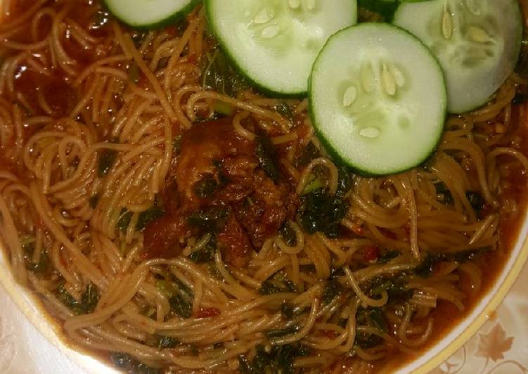 Steps to Prepare Award-winning Jollof din taliya da alayyahu Cooking Basics for Beginners