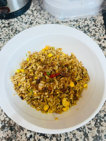 Langkah Mudah untuk Membuat Nasi goreng tumis Tuna dan tempe orek, Enak