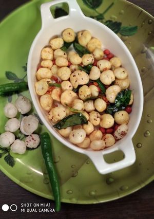A picture of Phool Makhana Chat.
