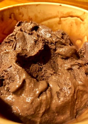 Una foto de Helado de chocolate amargo sin máquina
