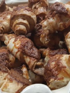 Tepertős-sajtos tekercs recept fotója