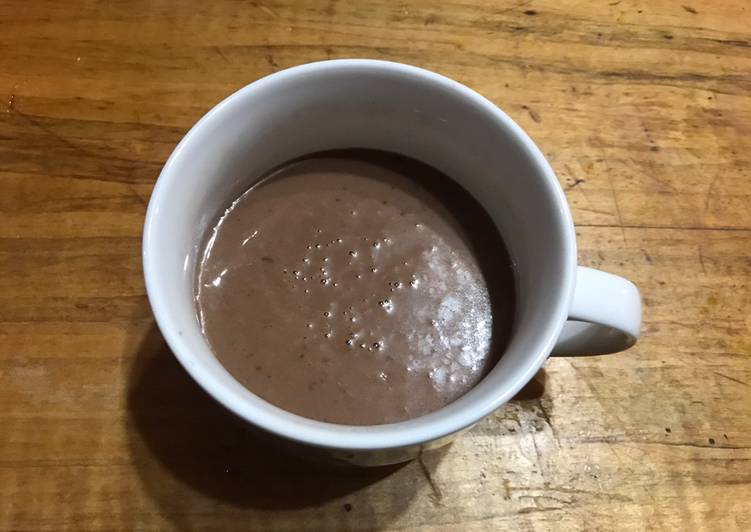 Simple Way to Prepare Quick Nutella Banana Smoothie