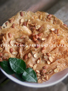 Foto resep Peyek kacang Renyah dan tipis