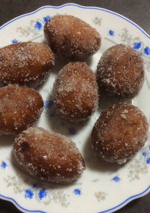 A picture of Dry Gulab Jamun.