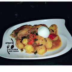 A picture of Potatoes soup with boiled egg.