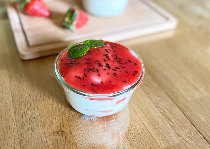 Tiramisù leggero yogurt e fragole 🍓