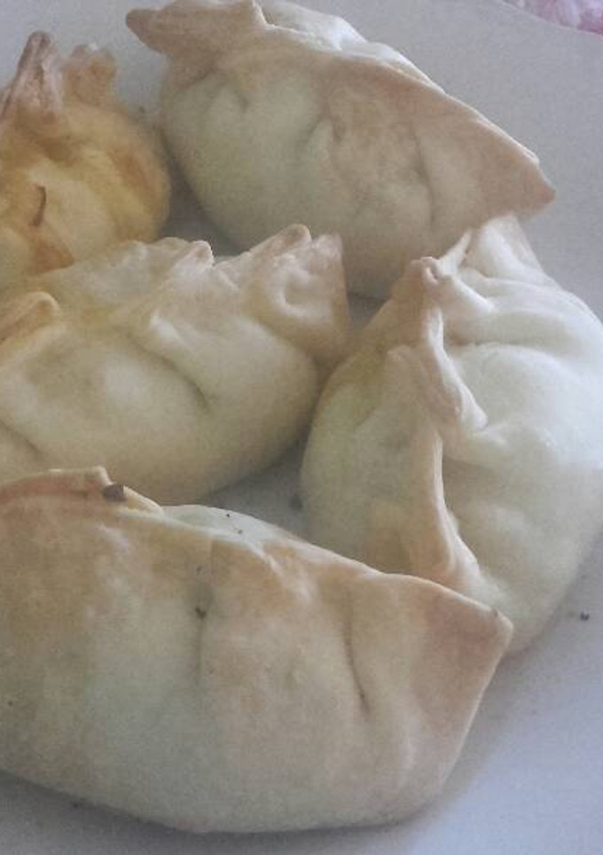 Una foto de Empanadas de pollo jugosas