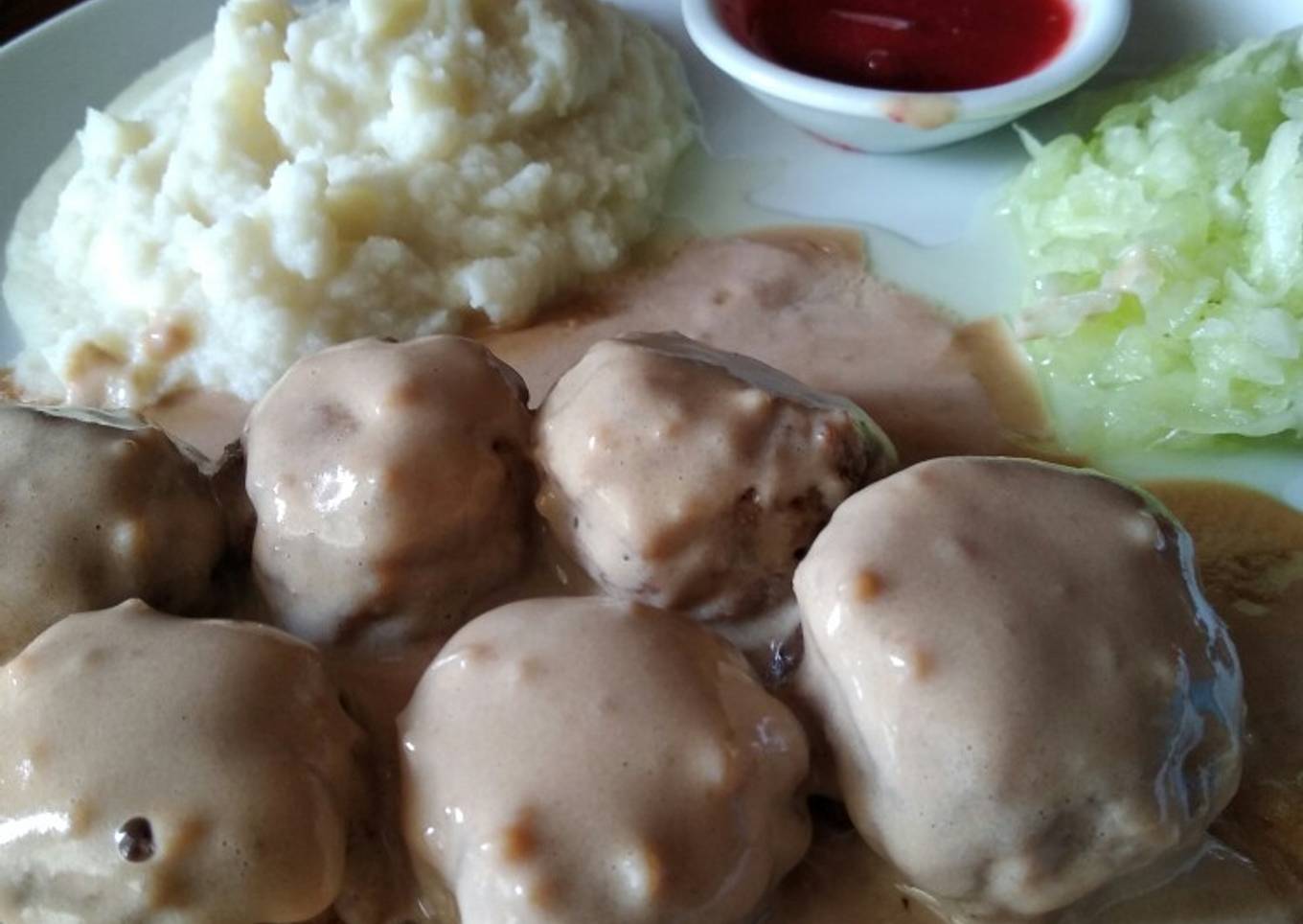 Köttbullar (albóndigas suecas)