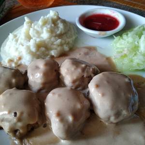 Köttbullar (albóndigas suecas)