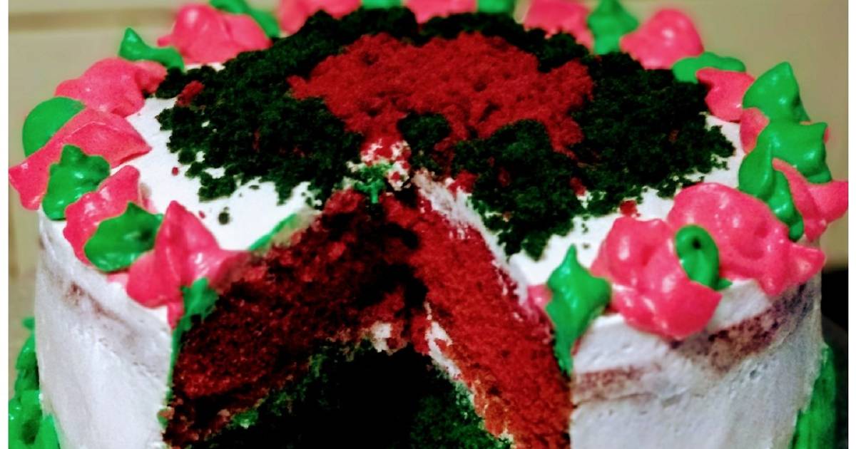 Christmas Red Velvet Poke Cake - The Country Cook