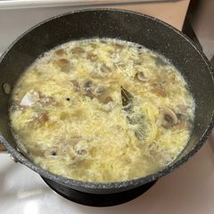 A picture of Simple Chicken Egg Drop Soup.