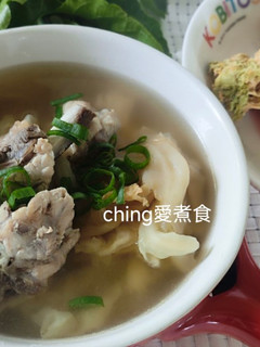 古早味清燉高麗菜乾排骨湯 的食譜成品照片