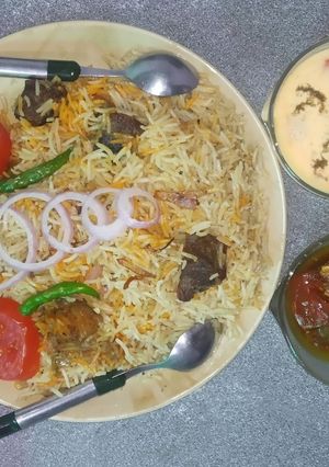 A picture of Korma Biryani.