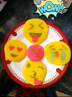 A picture of Pancake emojis.
