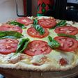 Pizza a la piedra