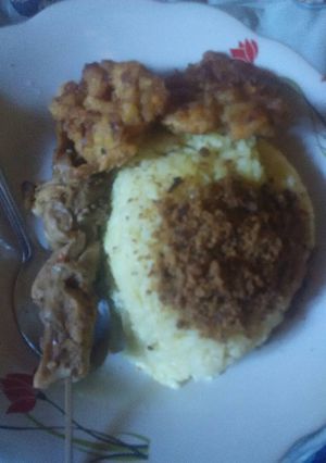 Foto resep Nasi kuning magic com Simplee