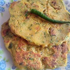 A picture of Akki masala roti.