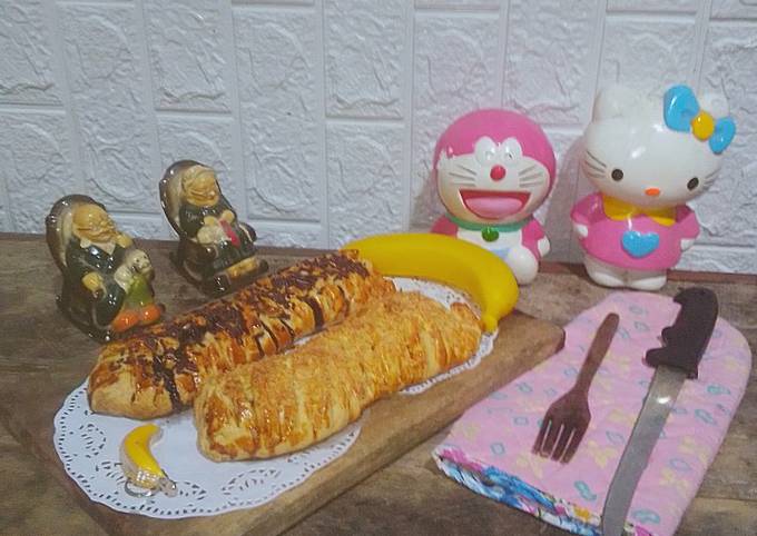 Banana Strudel Or Strudel Pisang~Puff Pastry Homemade No Korsvet