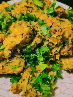 મેથી ના મુઠીયા (Methi Muthiya Recipe in Gujarati) રેસીપી મુખ્ય ફોટો