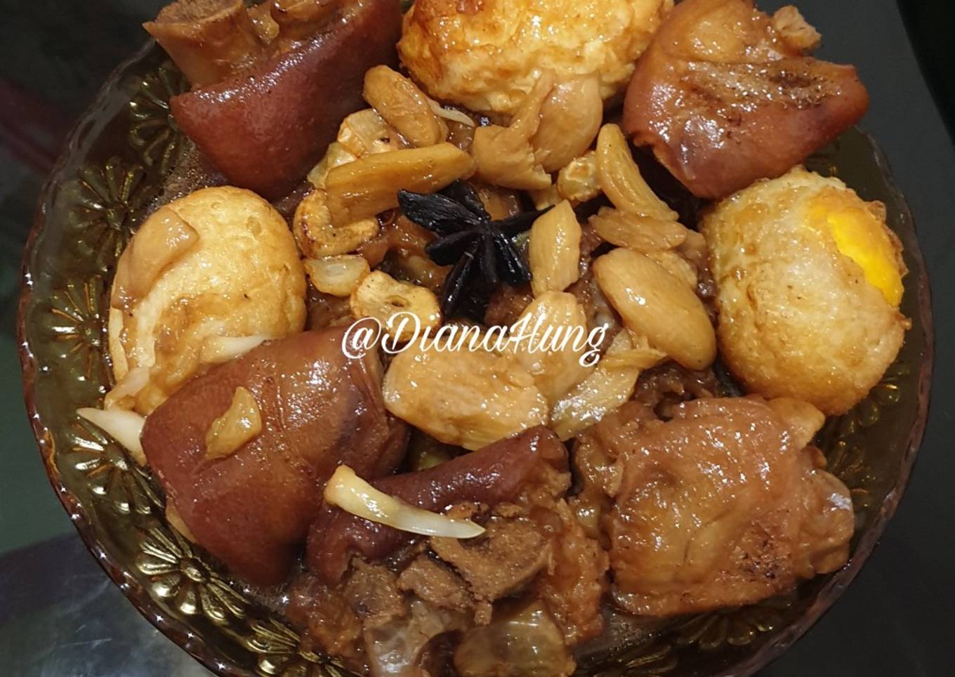 Kaki babi/cukiok