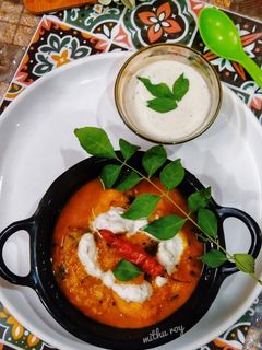 सांबर वड़ा (sambar vada recipe in Hindi) रेसिपी मुख्य फोटो