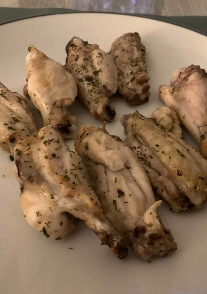 Una foto de Alitas de pollo al horno