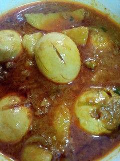 ডিম আলুর ঝোল রেসিপির প্রধান ছবি