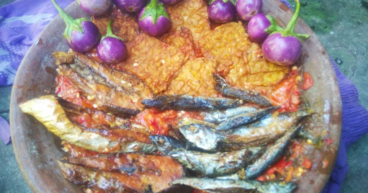 Resep Sambel Rek Pindang Blocok Terong Glatik Khas Pesisir Tuban (panggang+tempe) Rasanya Maknyus
