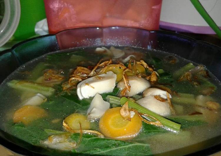 Resep Soup jamur merang Anti Gagal